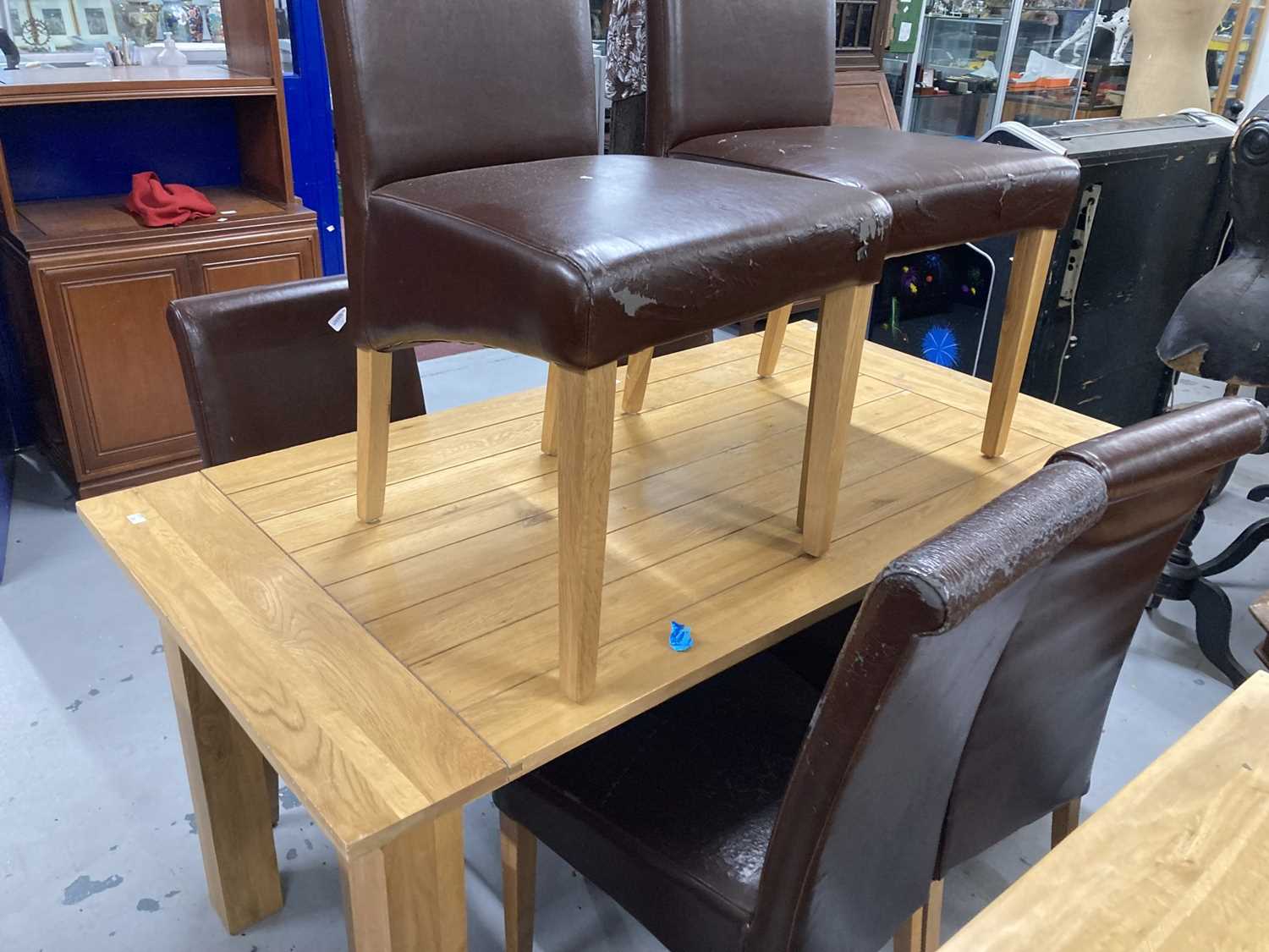 Furniture: - Image 3 of 3