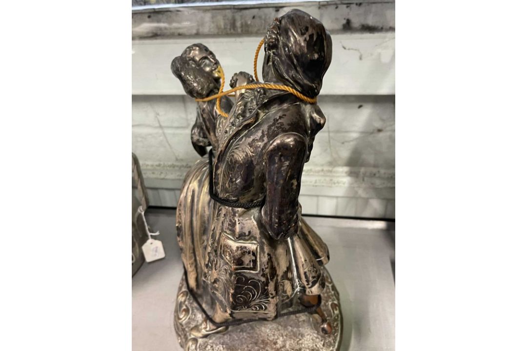 Decorative Arts: - Image 4 of 8