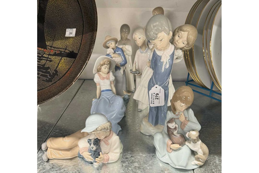 Ceramics: - Image 1 of 4