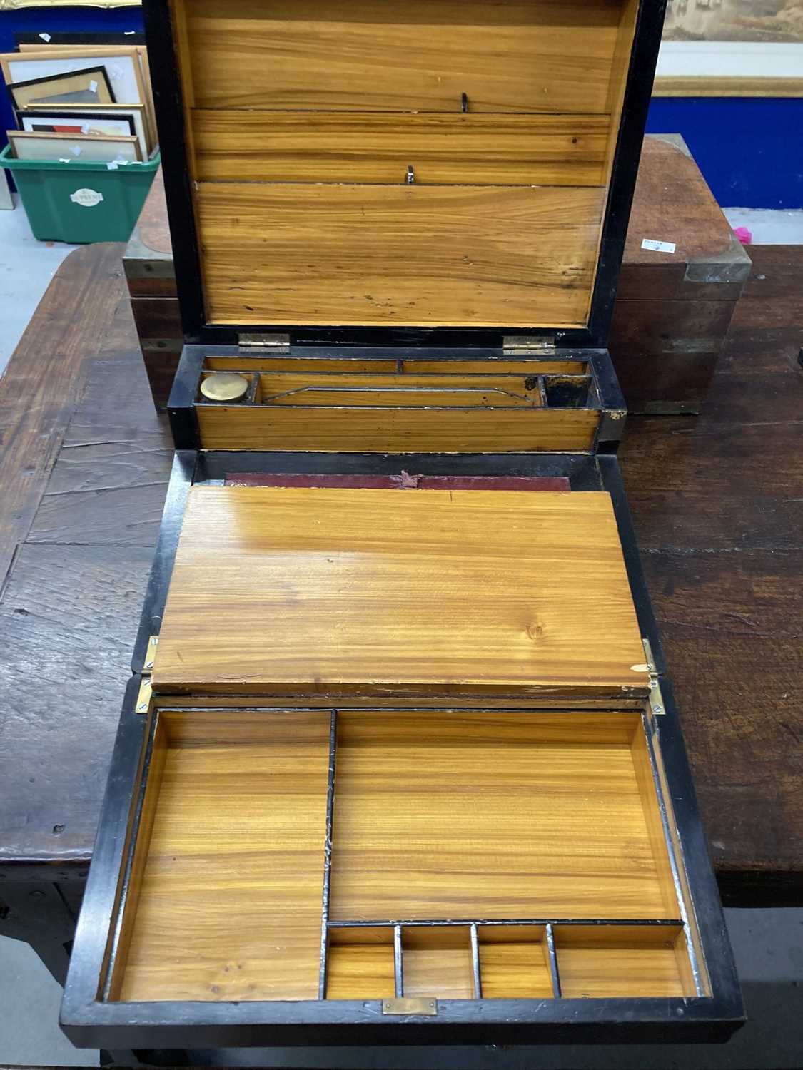 Furniture: - Image 3 of 6