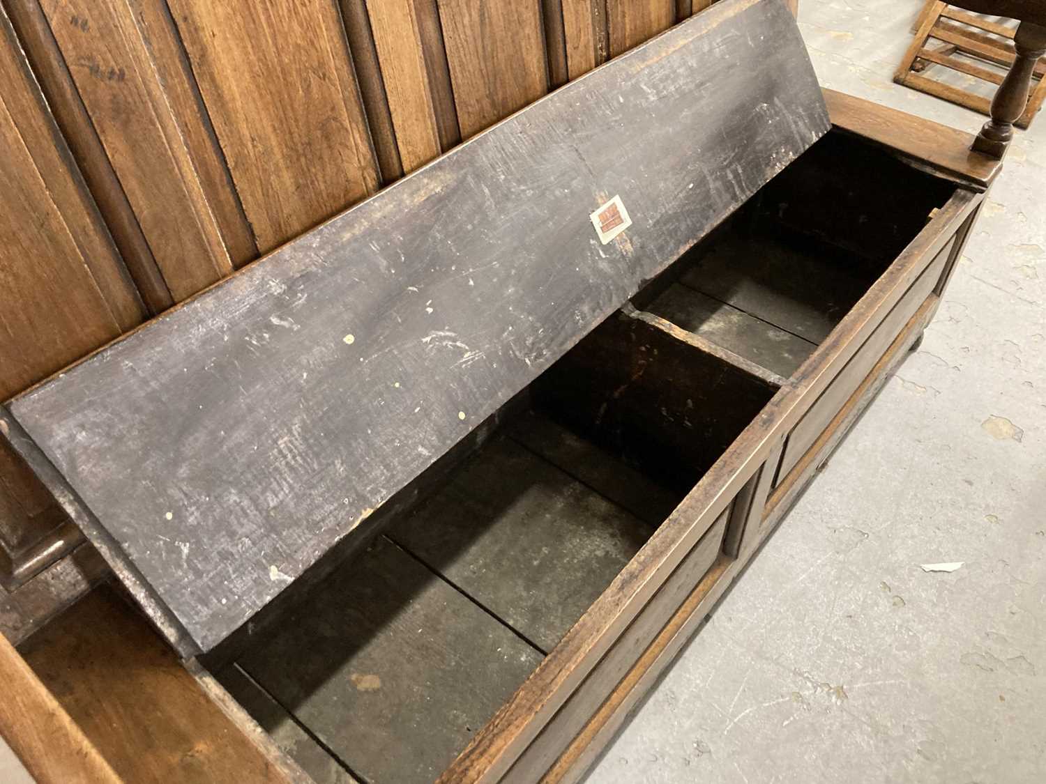 Settle - Image 3 of 4