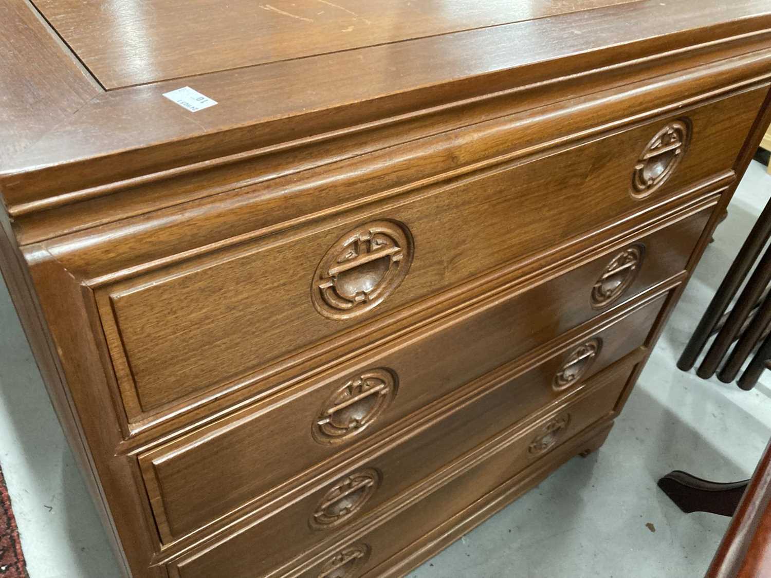 Furniture: - Image 3 of 4