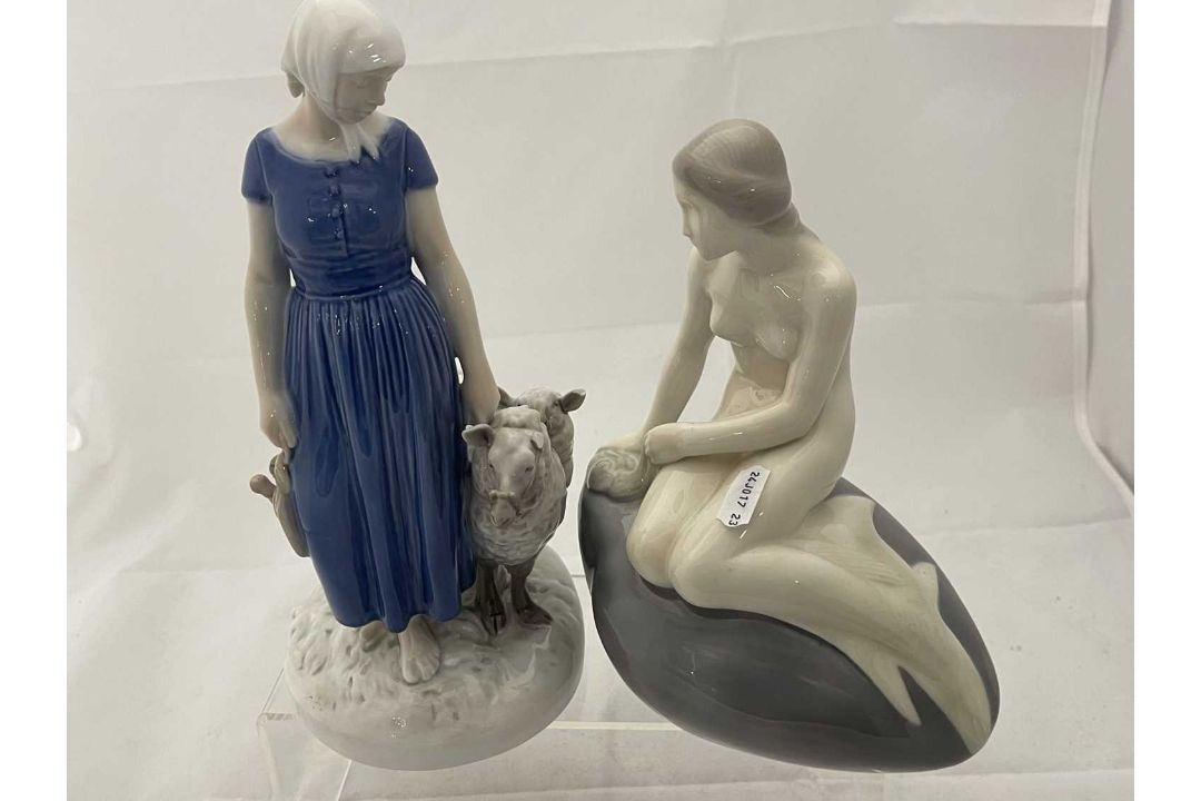 Ceramics: - Image 1 of 4