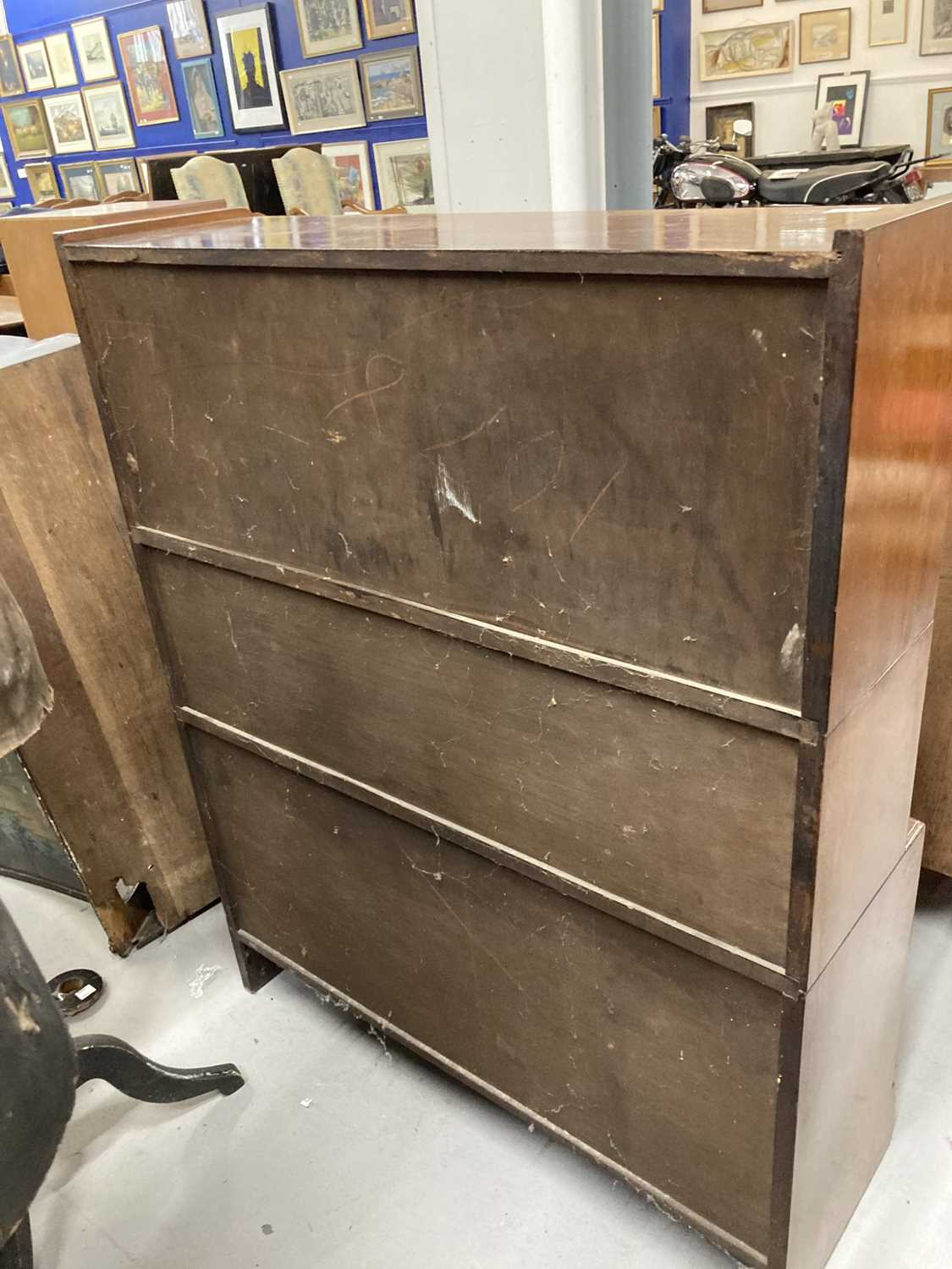 Furniture: - Image 3 of 3