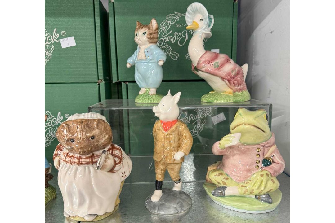 Ceramics: - Image 3 of 5