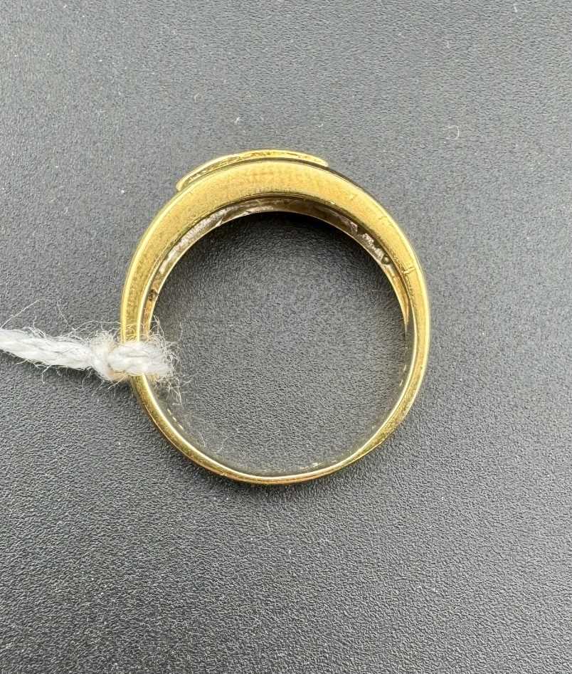 Jewellery: - Image 2 of 3