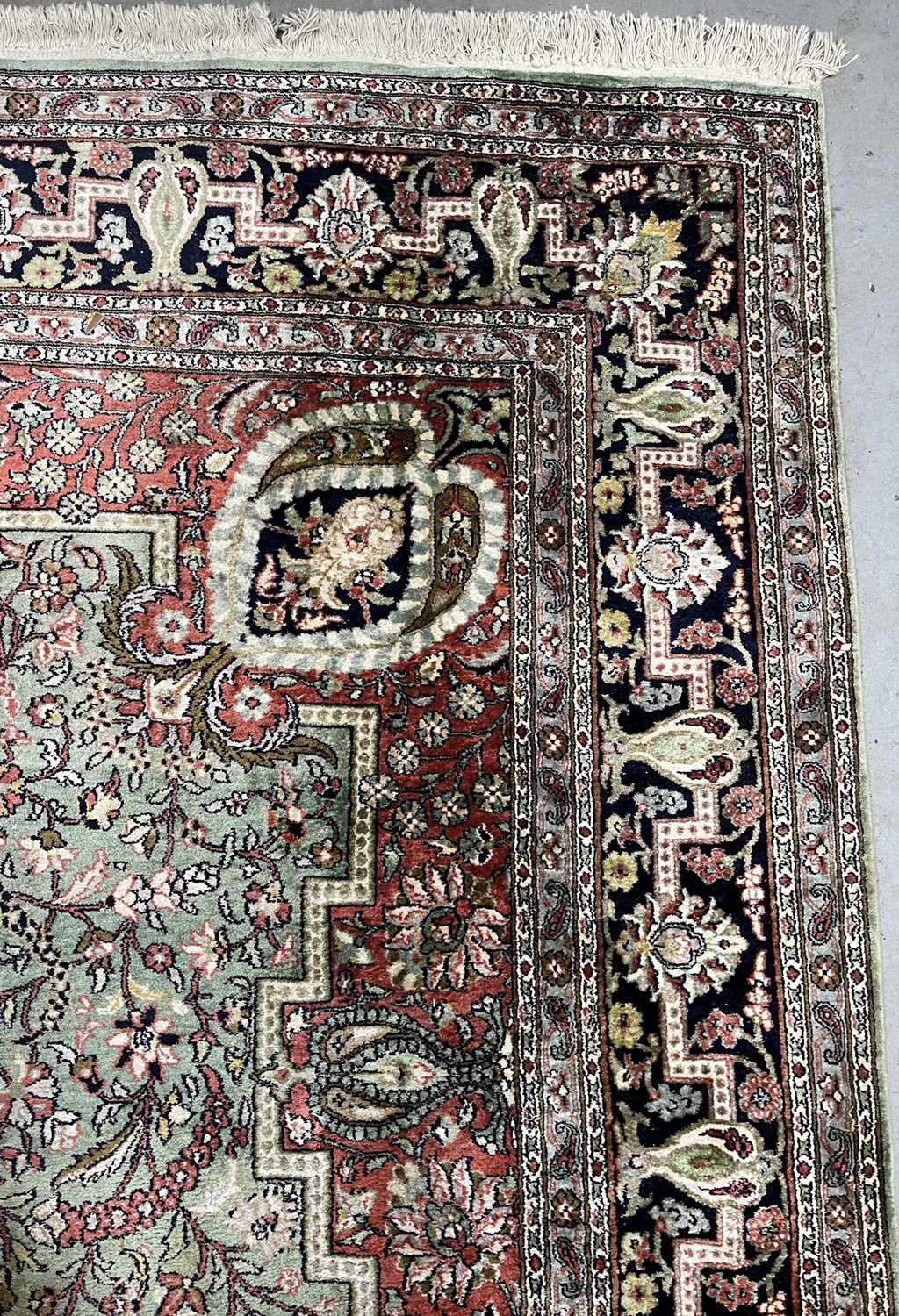 Carpets & Rugs: - Image 3 of 5