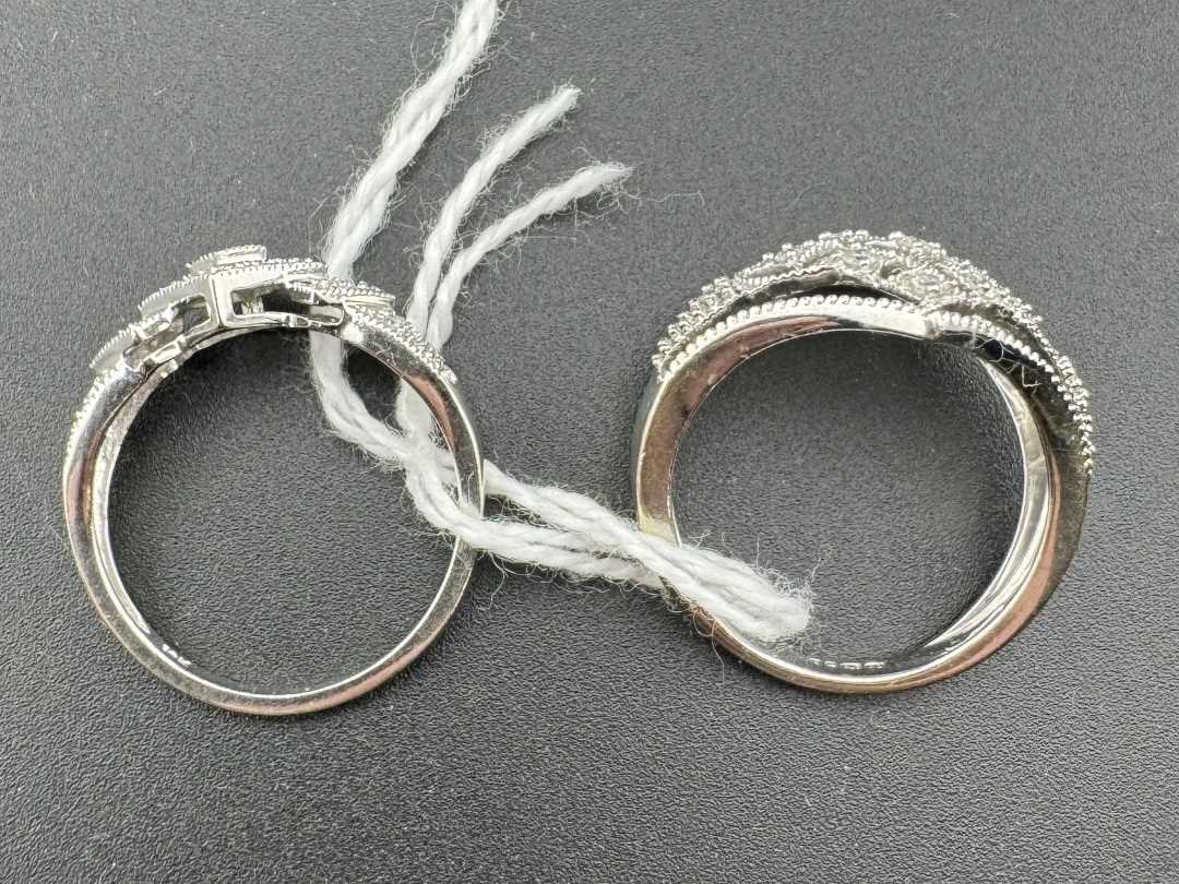 Jewellery: - Image 2 of 2