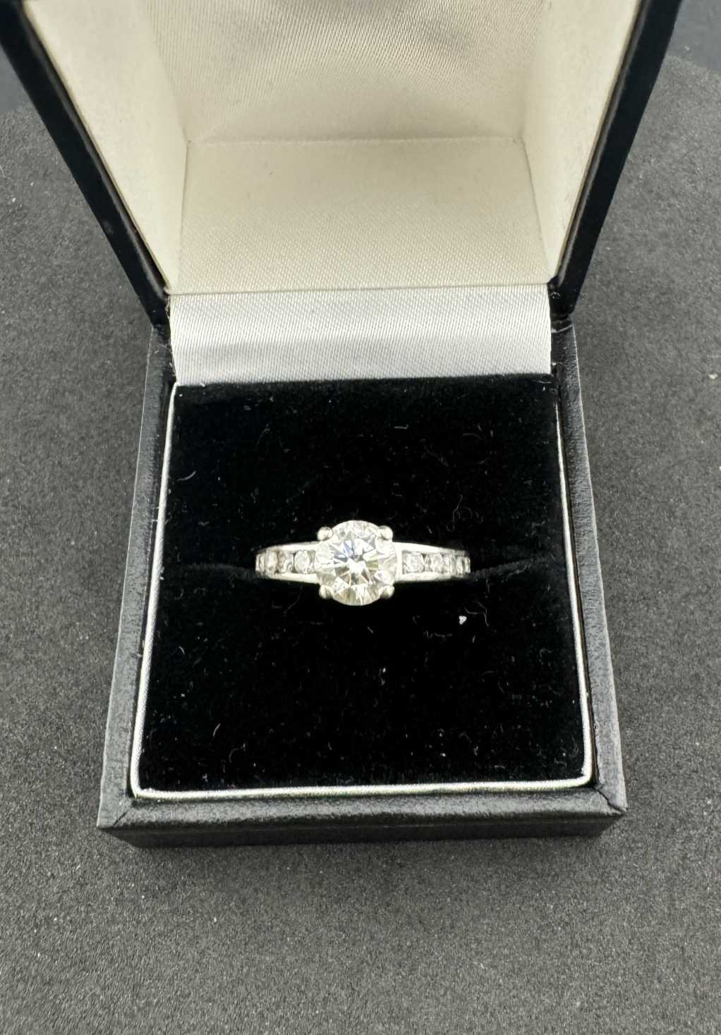 Jewellery: - Image 4 of 6