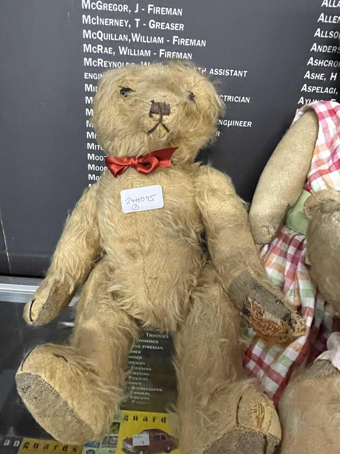 Toys: - Image 6 of 8