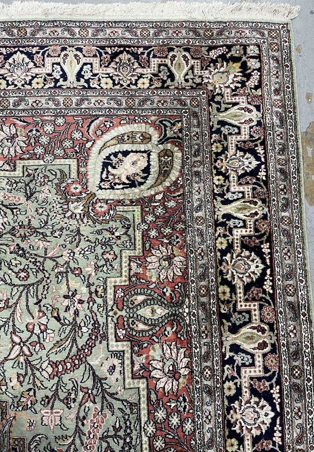 Carpets & Rugs: - Image 4 of 5