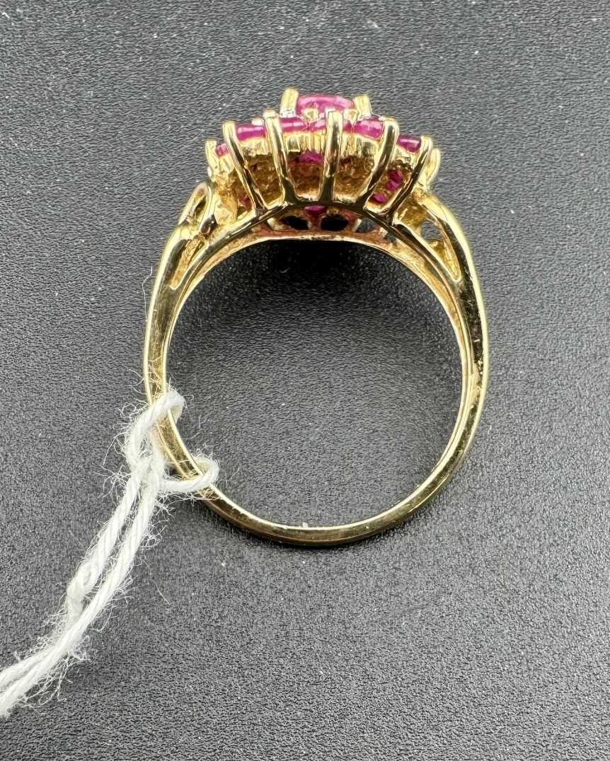 Jewellery: - Image 2 of 3