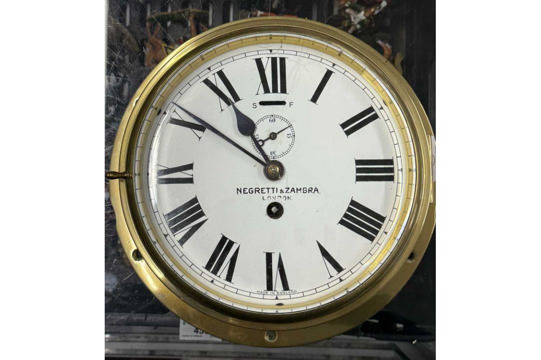 Clocks/Barometers: - Image 1 of 2