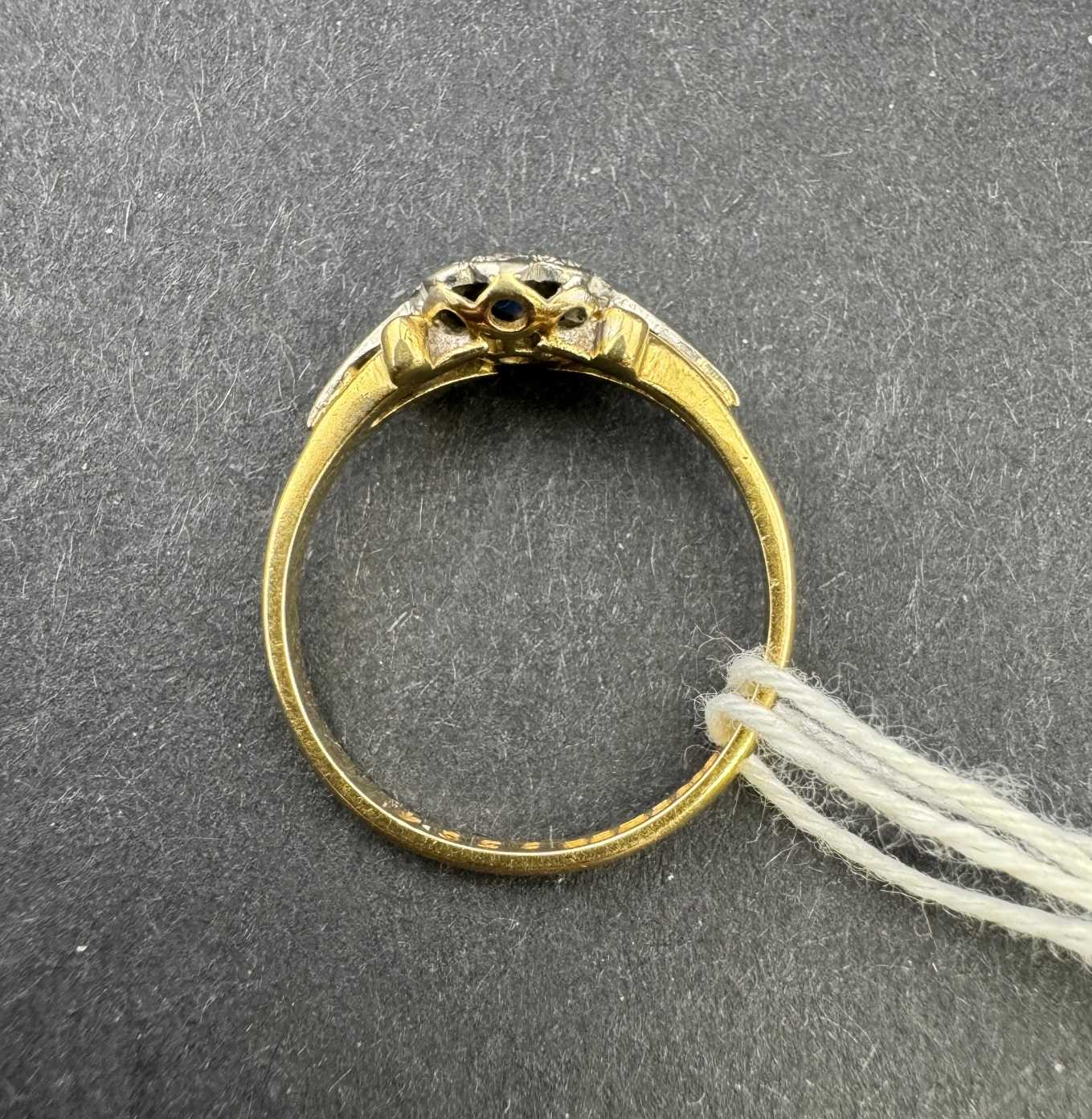 Jewellery: - Image 4 of 4