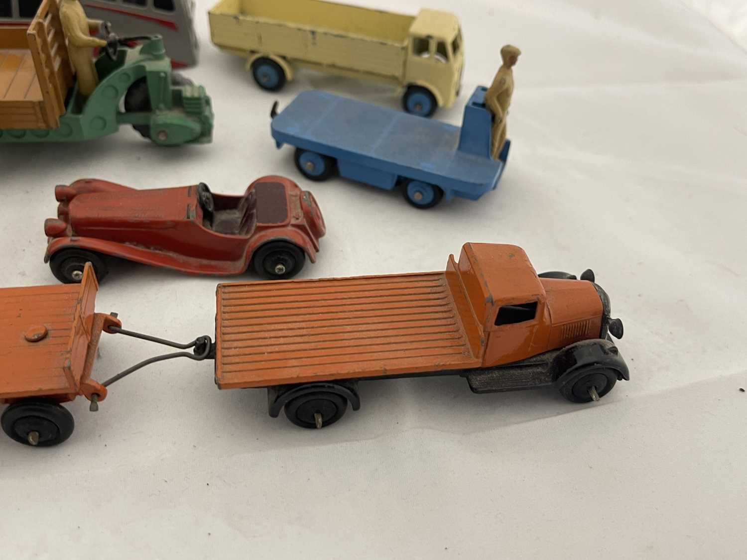 Toys: - Image 13 of 14