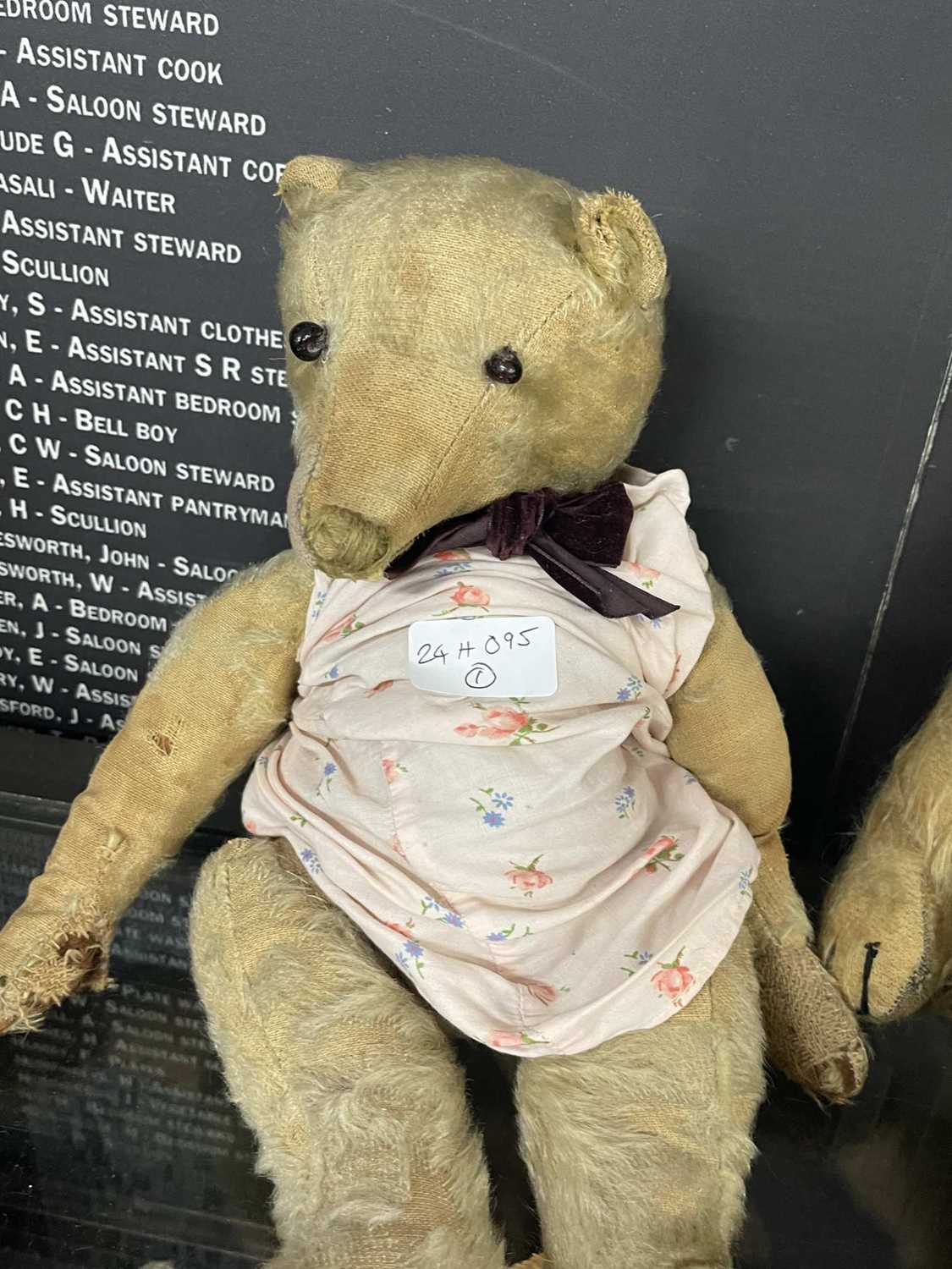 Toys: - Image 8 of 8