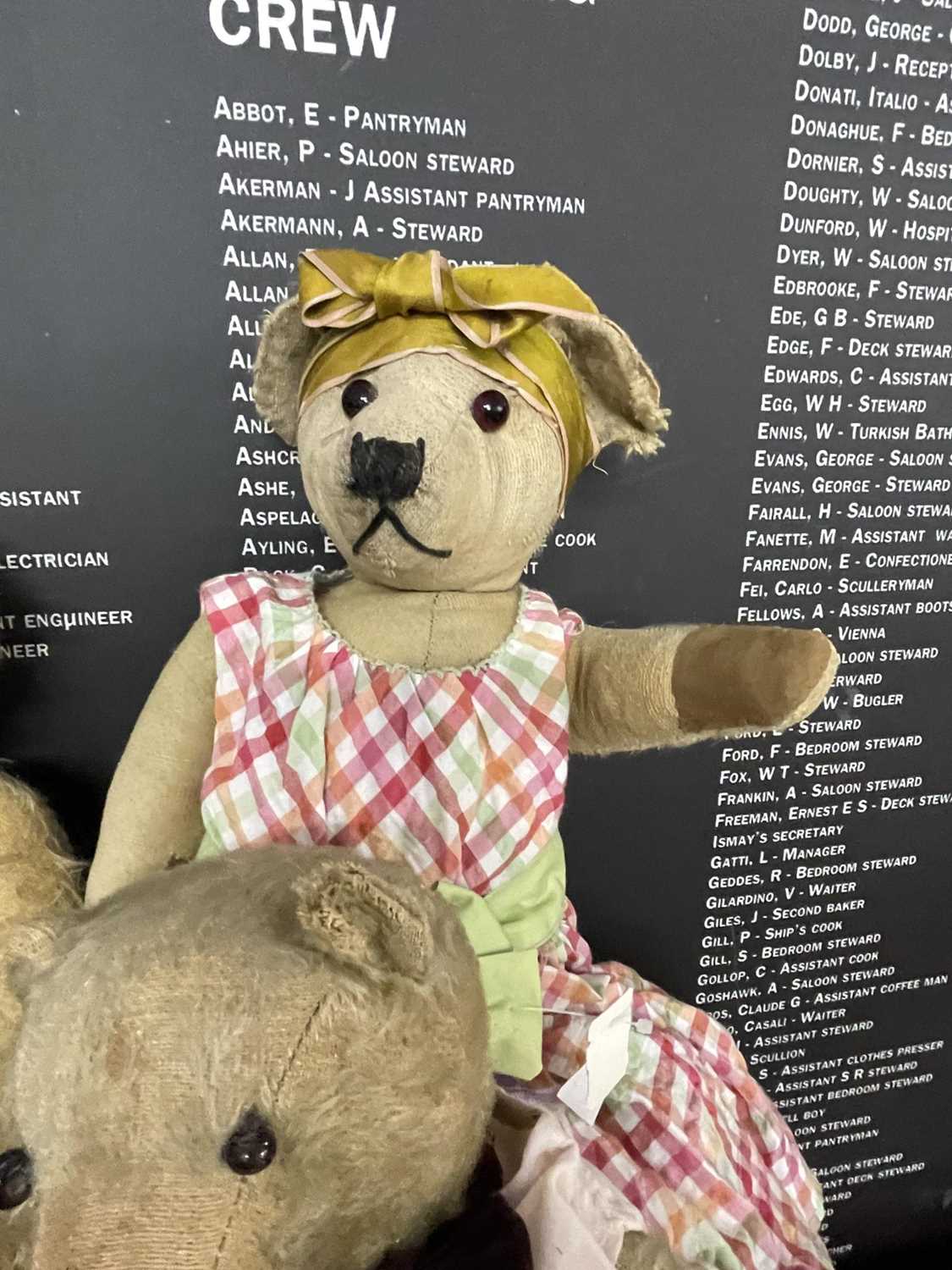 Toys: - Image 7 of 8