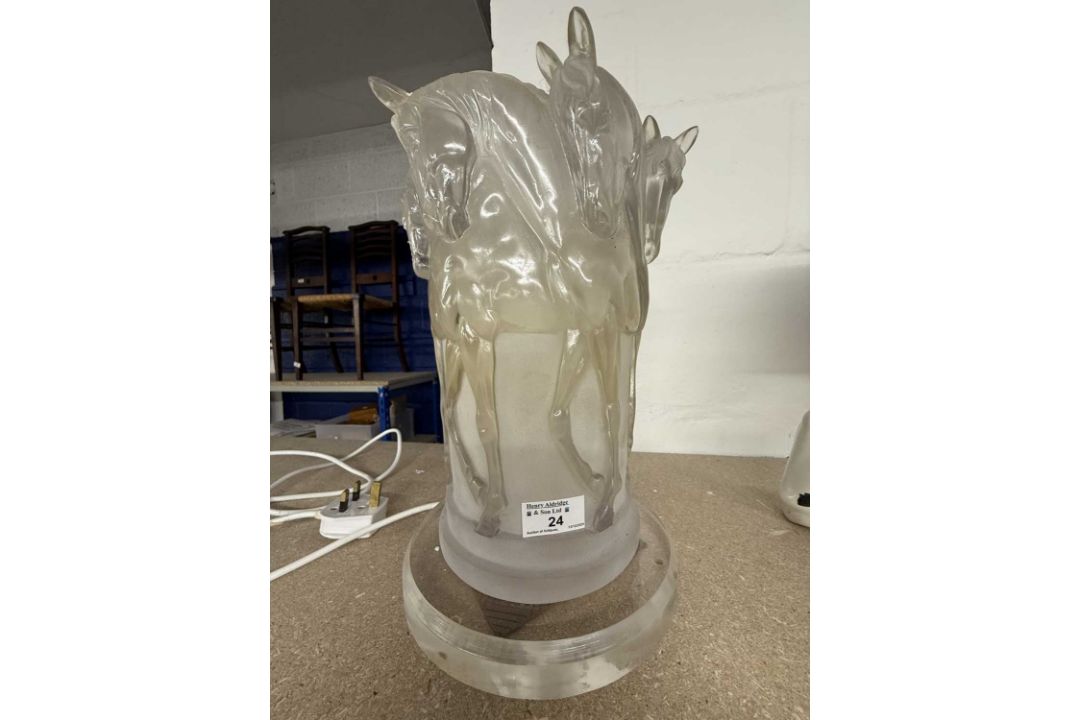 Art & Design: - Image 1 of 2