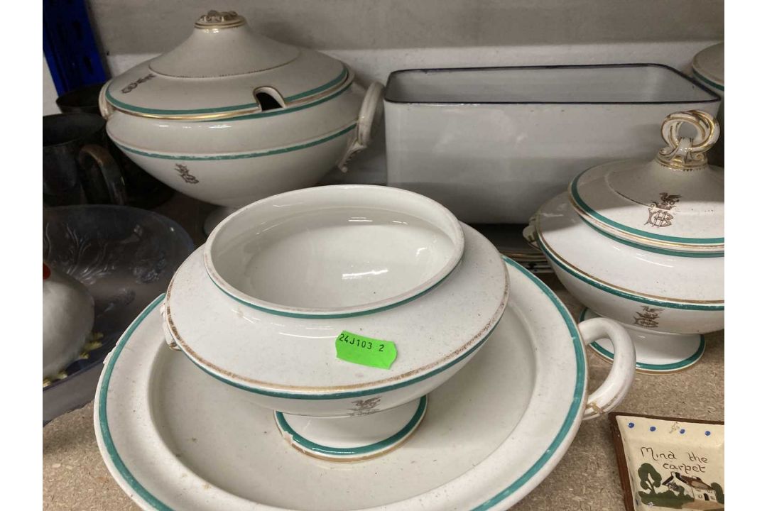 Ceramics and Glass: - Image 4 of 4