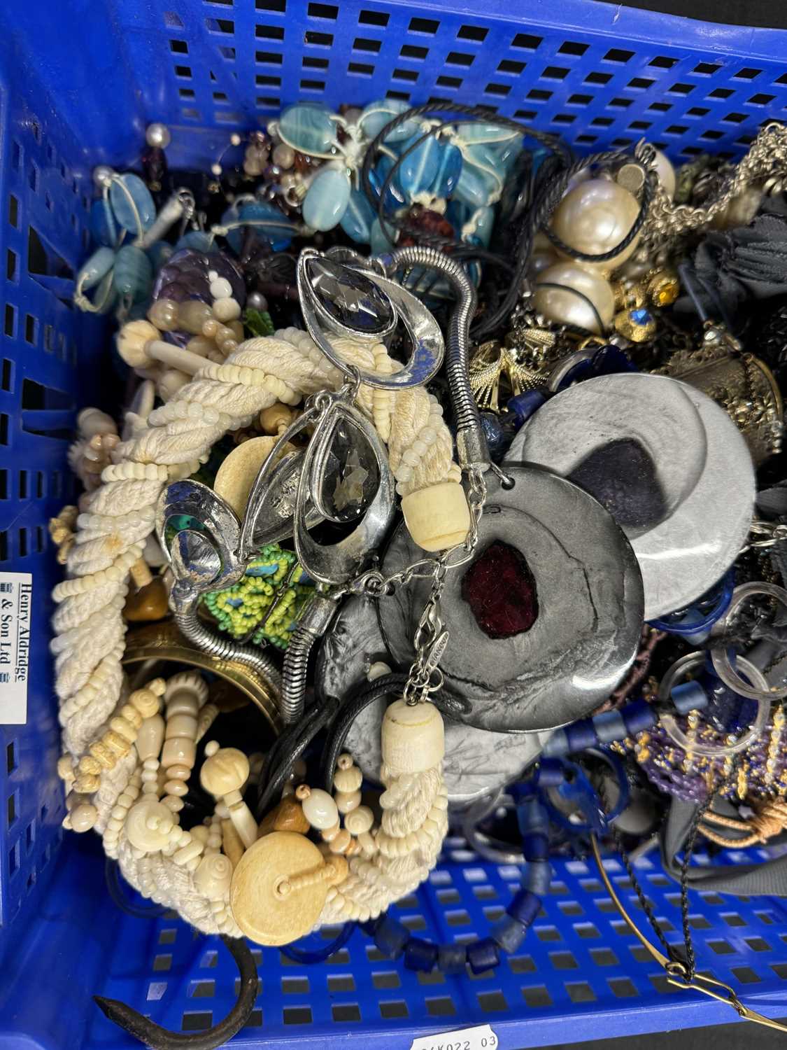 Costume Jewellery: - Image 3 of 3