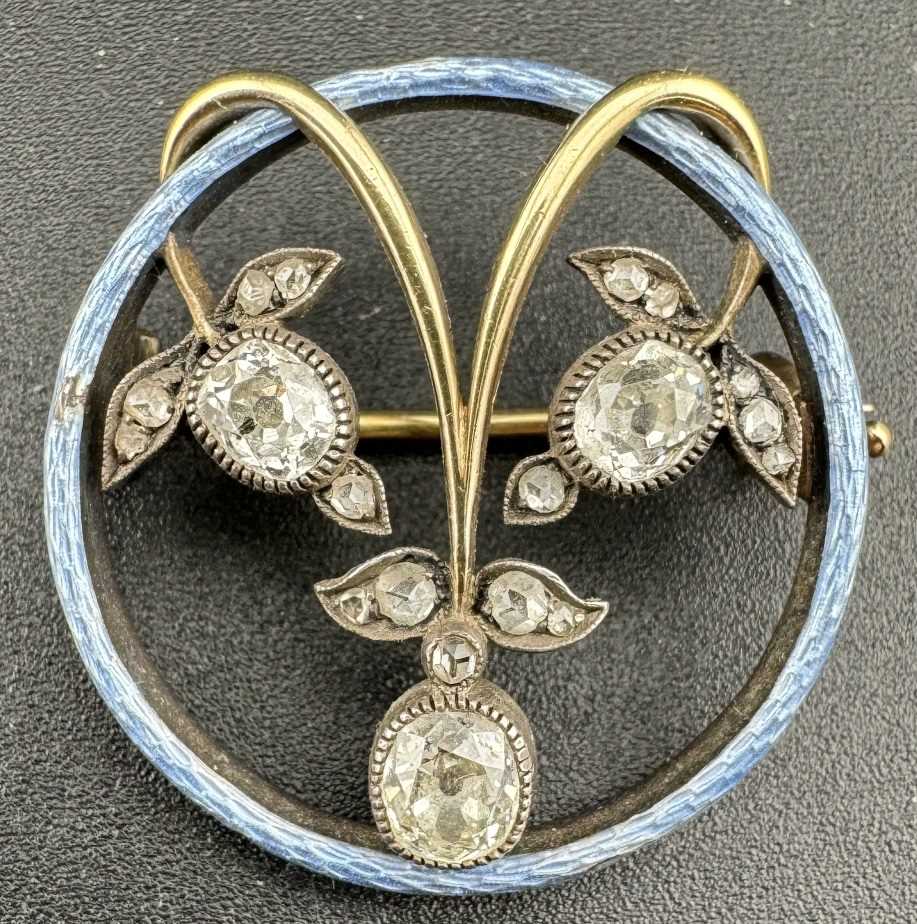 Jewellery: - Image 2 of 4