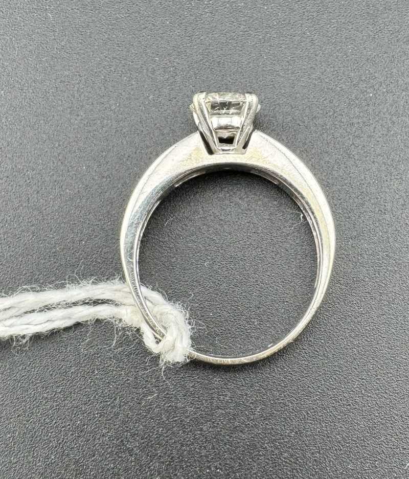 Jewellery: - Image 2 of 6