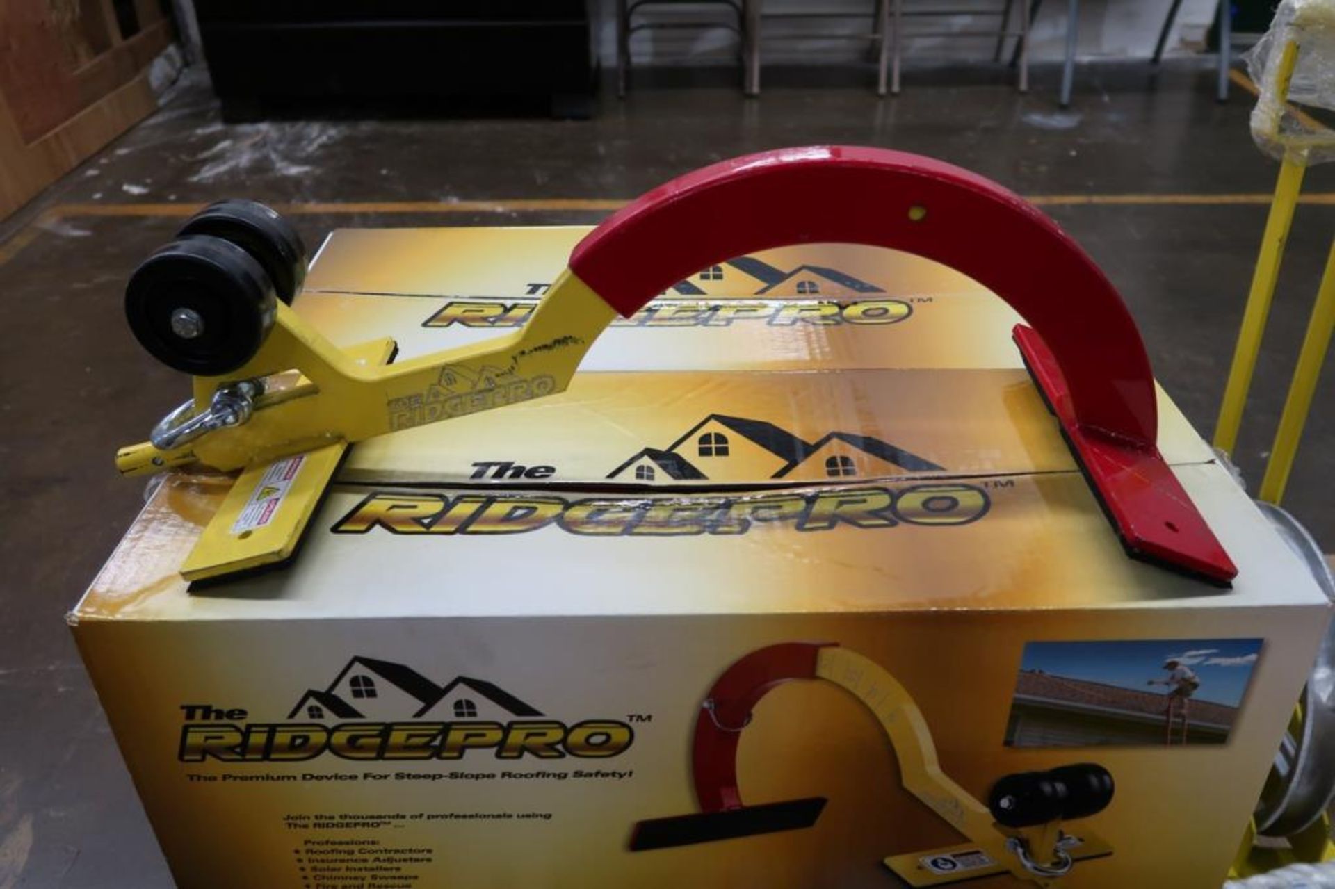 Pallet of Roofing Safety Accessories - Image 3 of 5