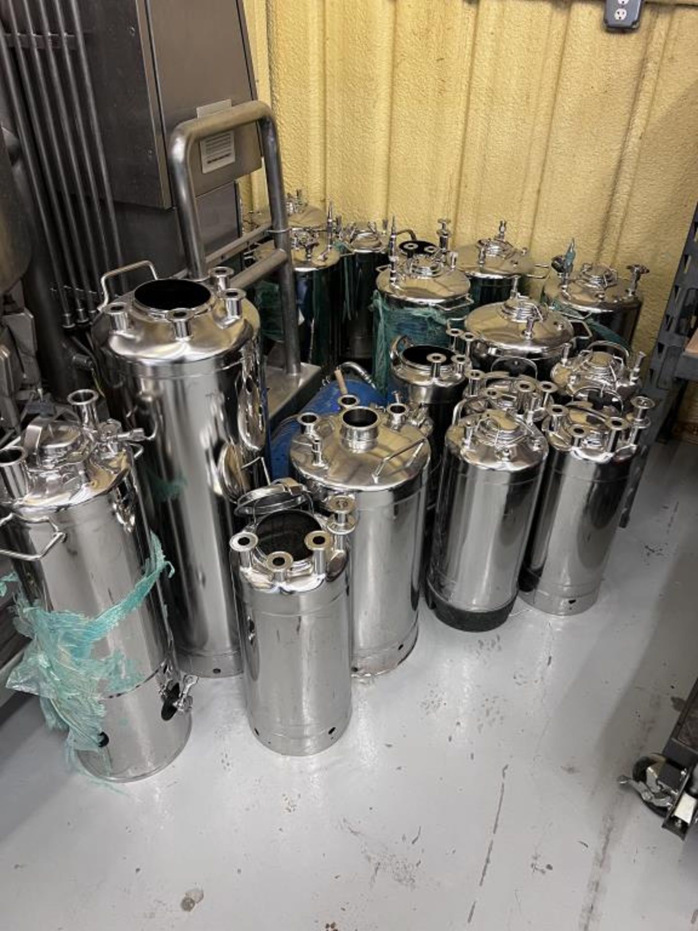 Charles Thompson THC Isolation System with Dryer - Image 16 of 22