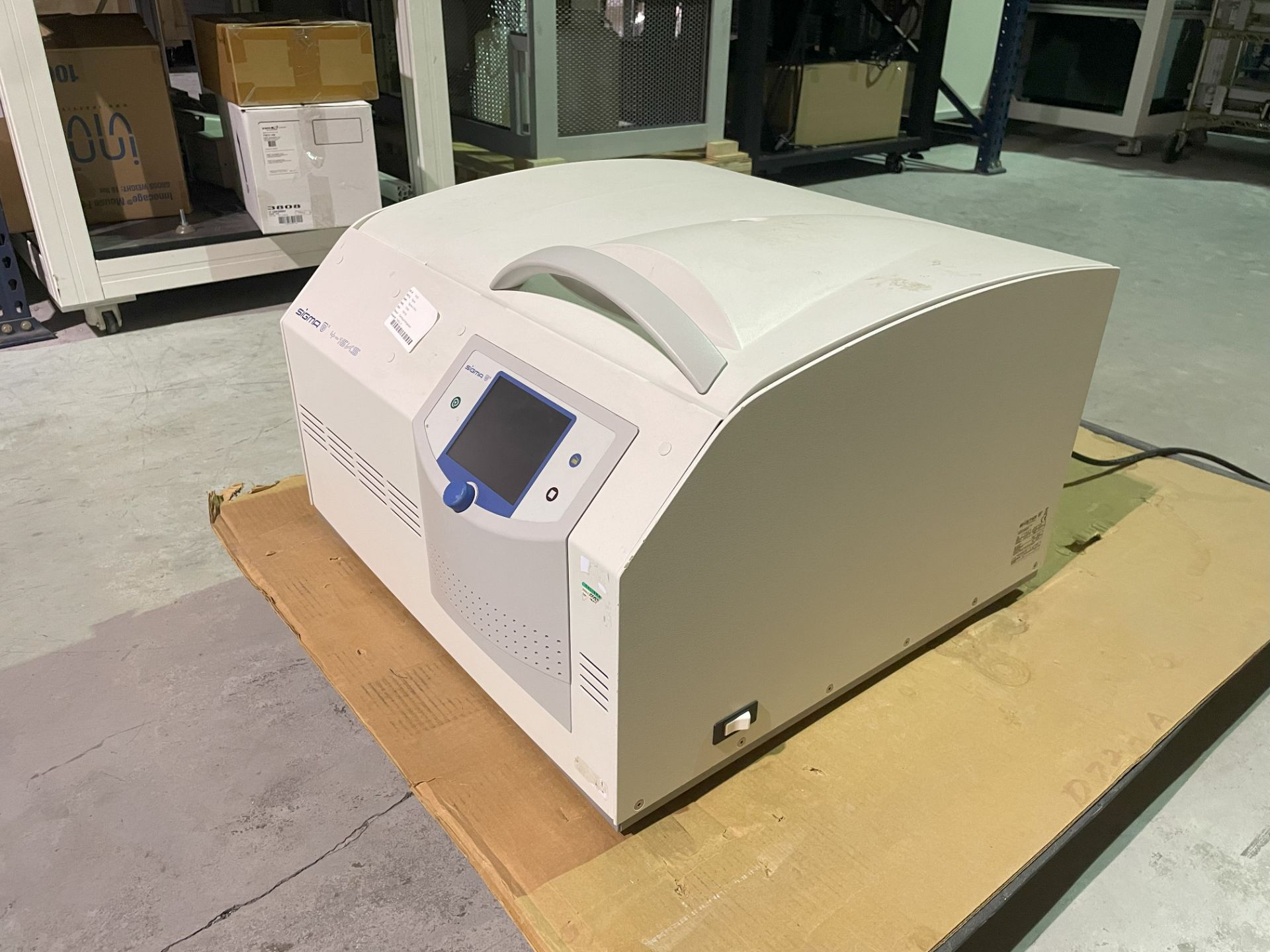 Sigma Refrigerated Centrifuge - Image 2 of 5