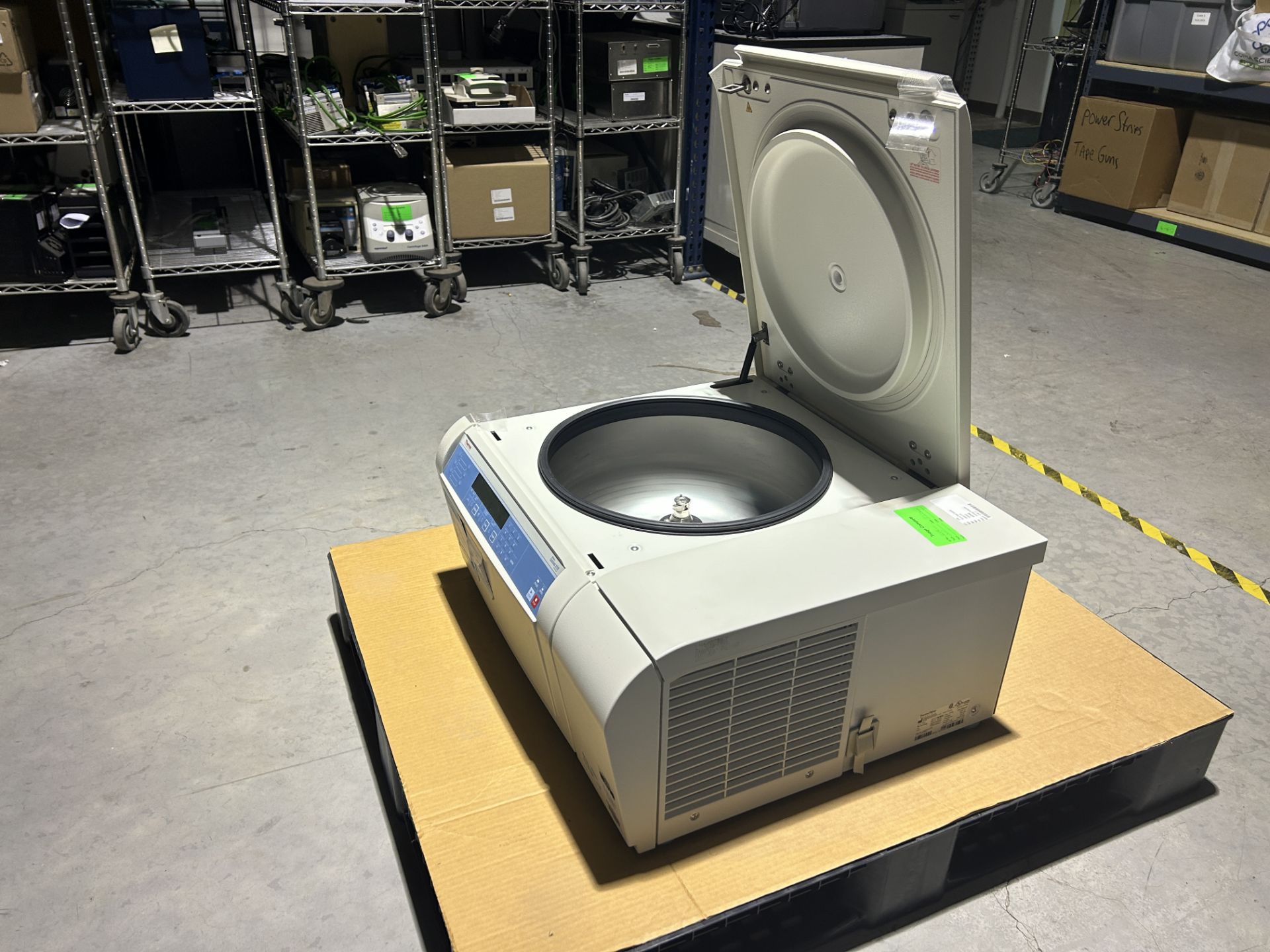 Thermo Fisher Refrigerated Centrifuge - Image 3 of 5