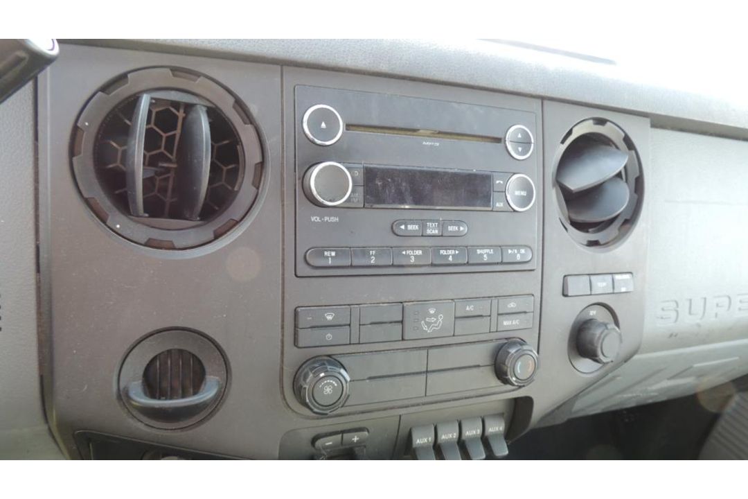 Ford F350 Stake Bed - Image 11 of 19