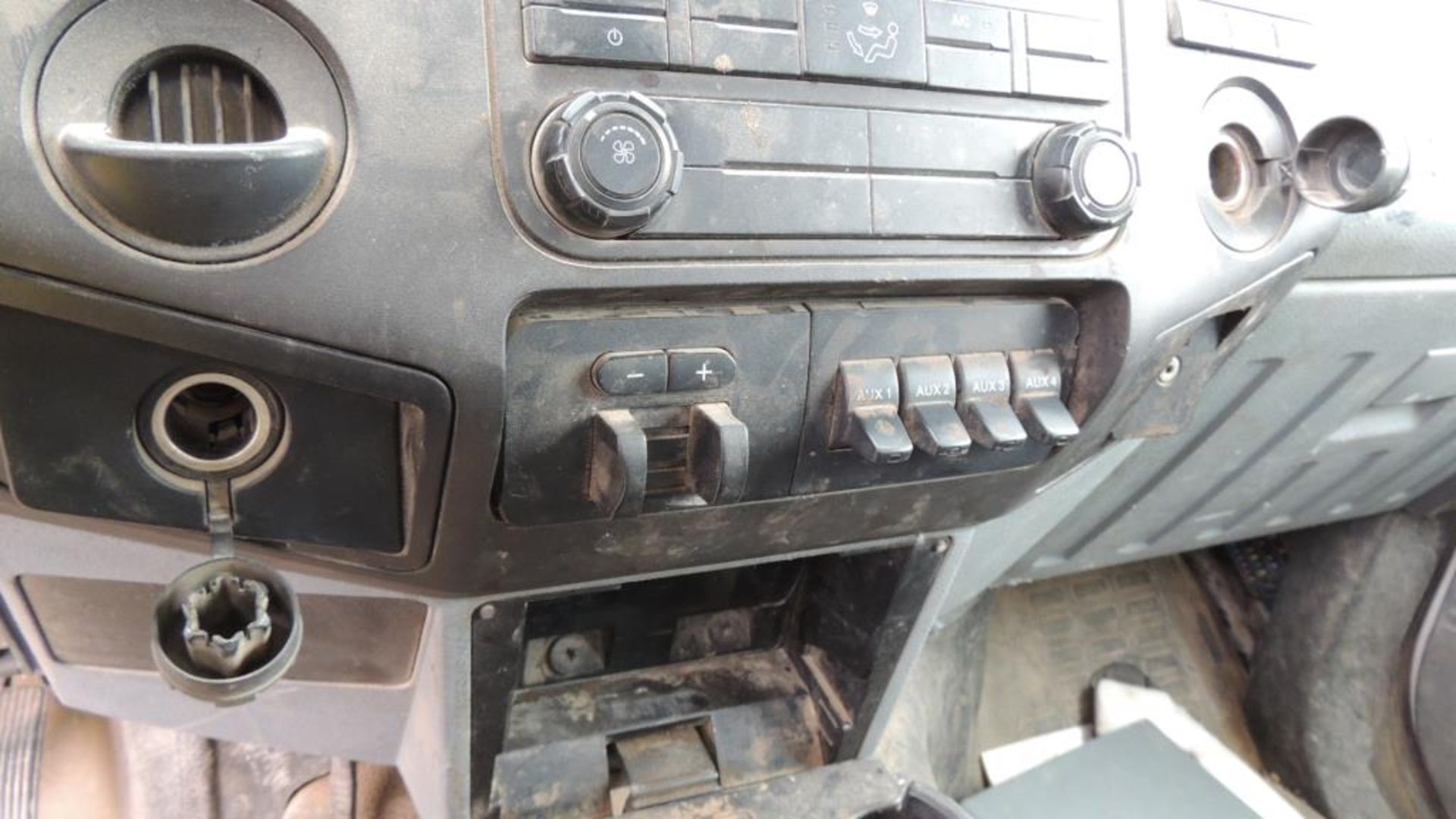 Ford F550 Service Truck - Image 18 of 27