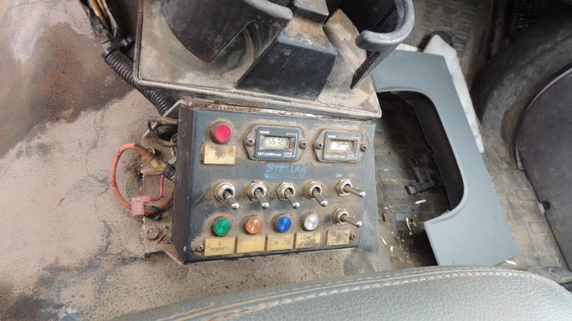 Ford F550 Service Truck - Image 16 of 27