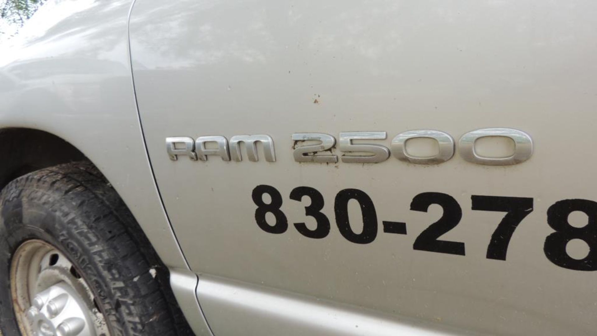 Dodge 2500 Service Truck - Image 9 of 19
