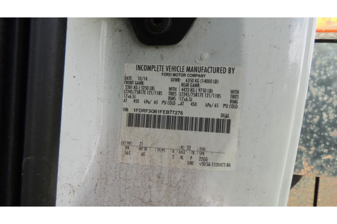 Ford F350 Stake Bed - Image 8 of 19