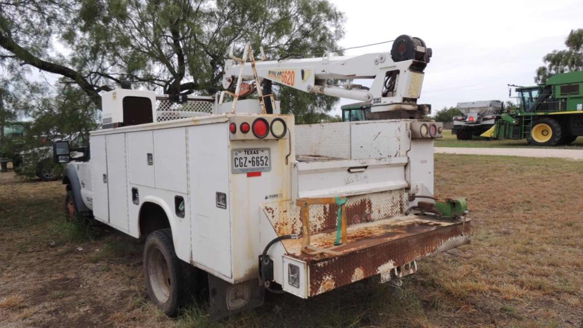 Ford F550 Service Truck - Image 3 of 27