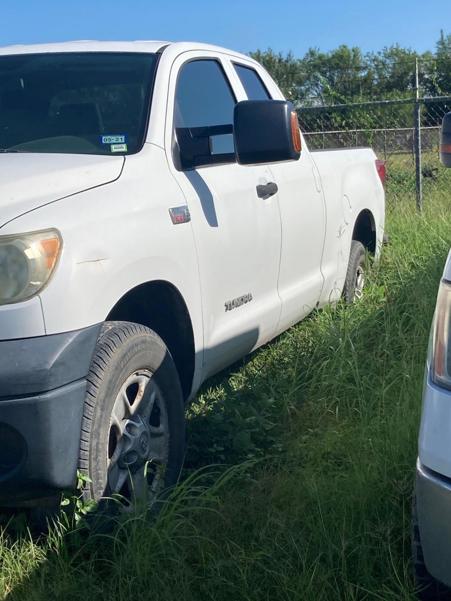 Toyota Tundra Pickup - Title is NOT Available - Image 2 of 17
