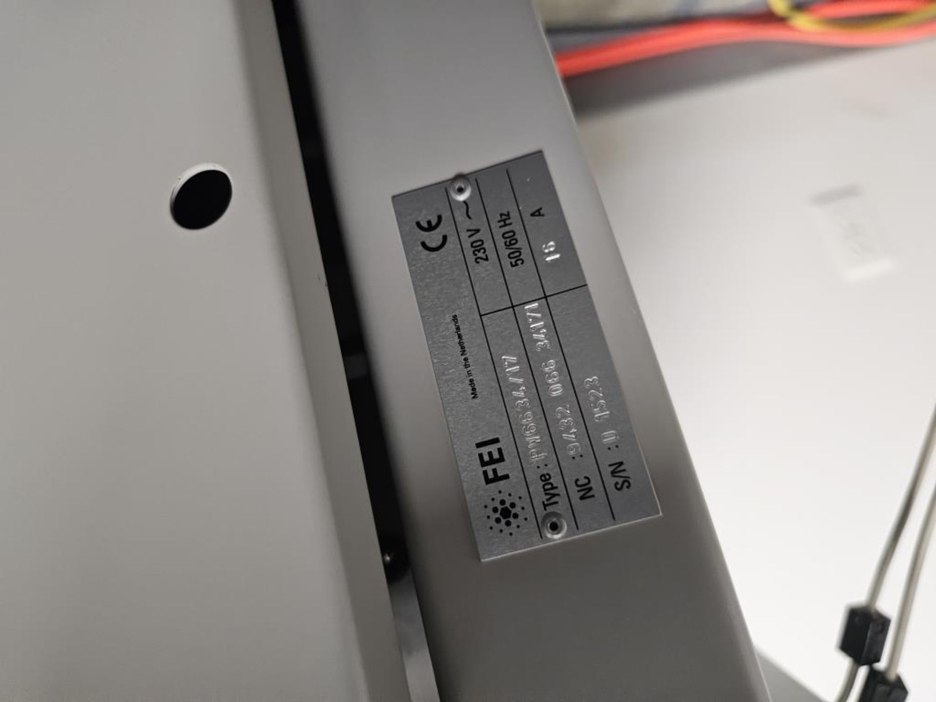 Scanning Electron Microscope - Image 15 of 27