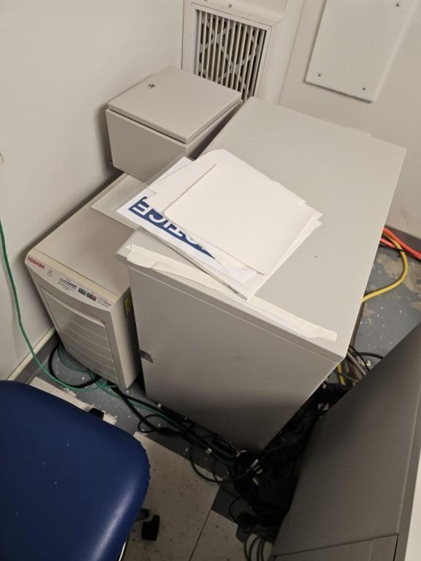 Scanning Electron Microscope - Image 14 of 27