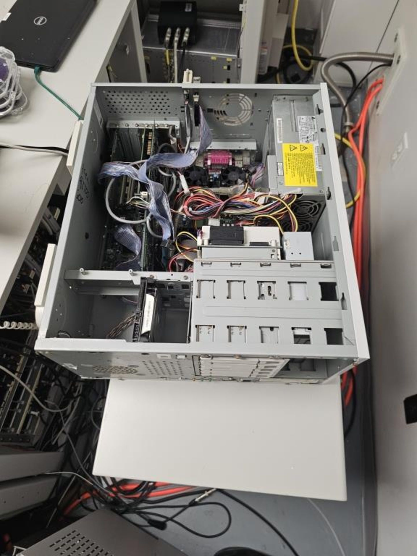 Scanning Electron Microscope - Image 25 of 27