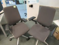 (2qty) Office Swivel Chairs