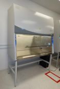 Labconco 5' ft Bio Safety Cabinet