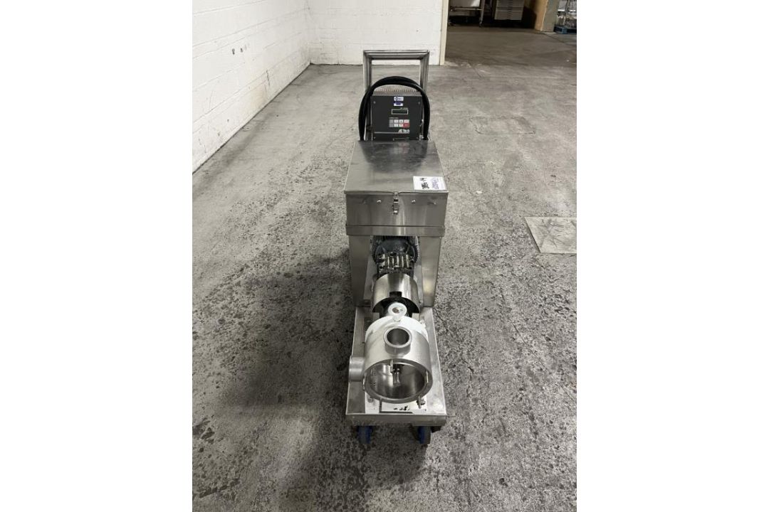 Pump - Image 6 of 17