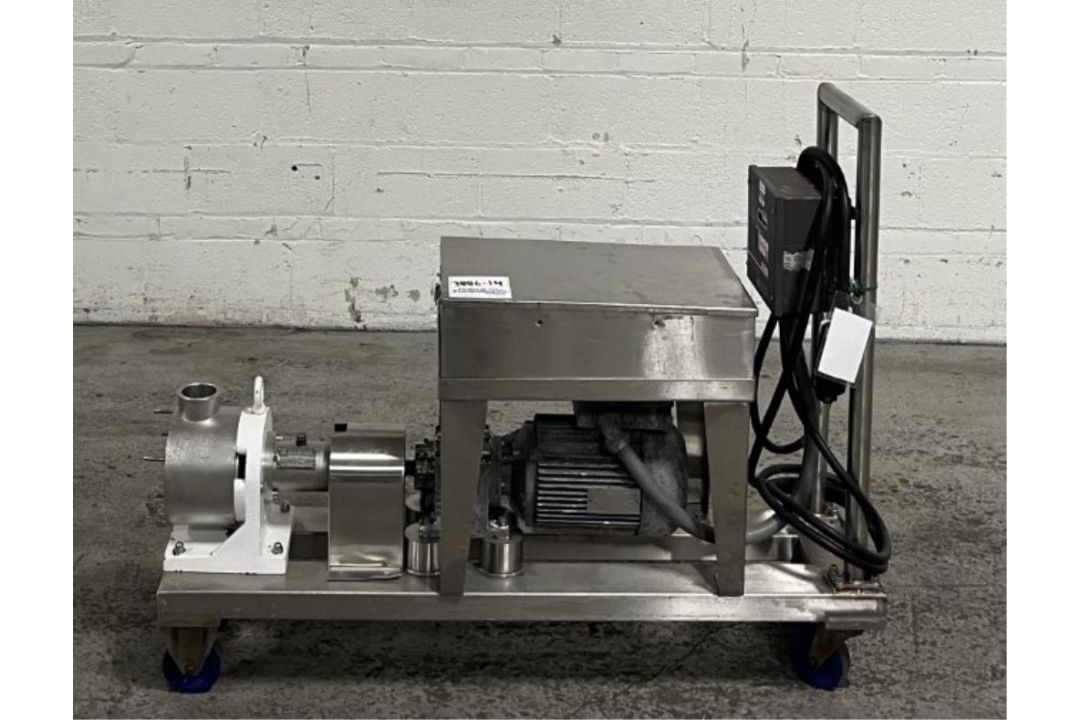 Pump - Image 1 of 17
