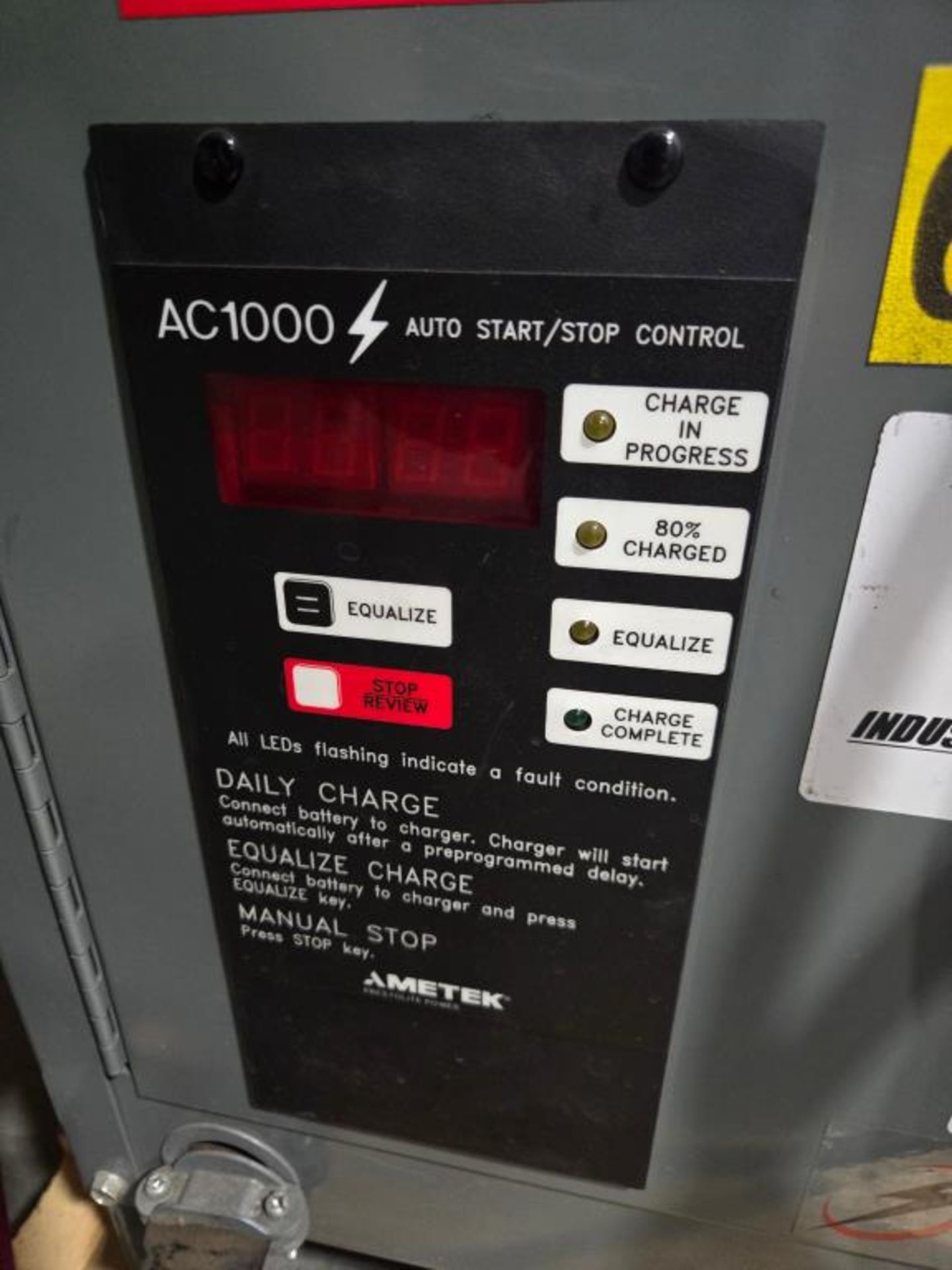 Battery Chargers - Image 3 of 9