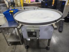 Custom Bottle Rotating Accumulation Table