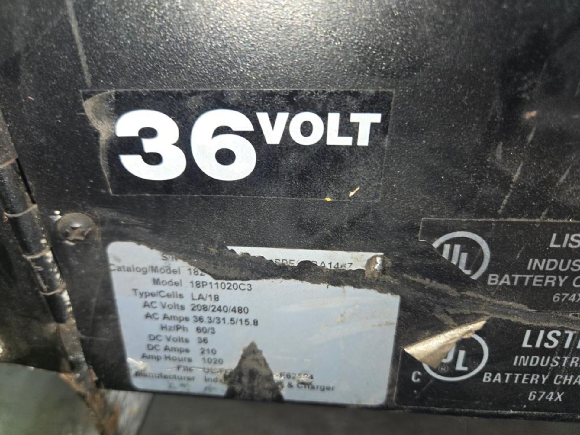Battery Chargers - Image 6 of 9