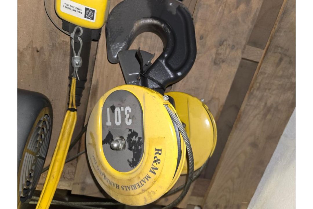 R&M Electric Hoist - Image 6 of 8