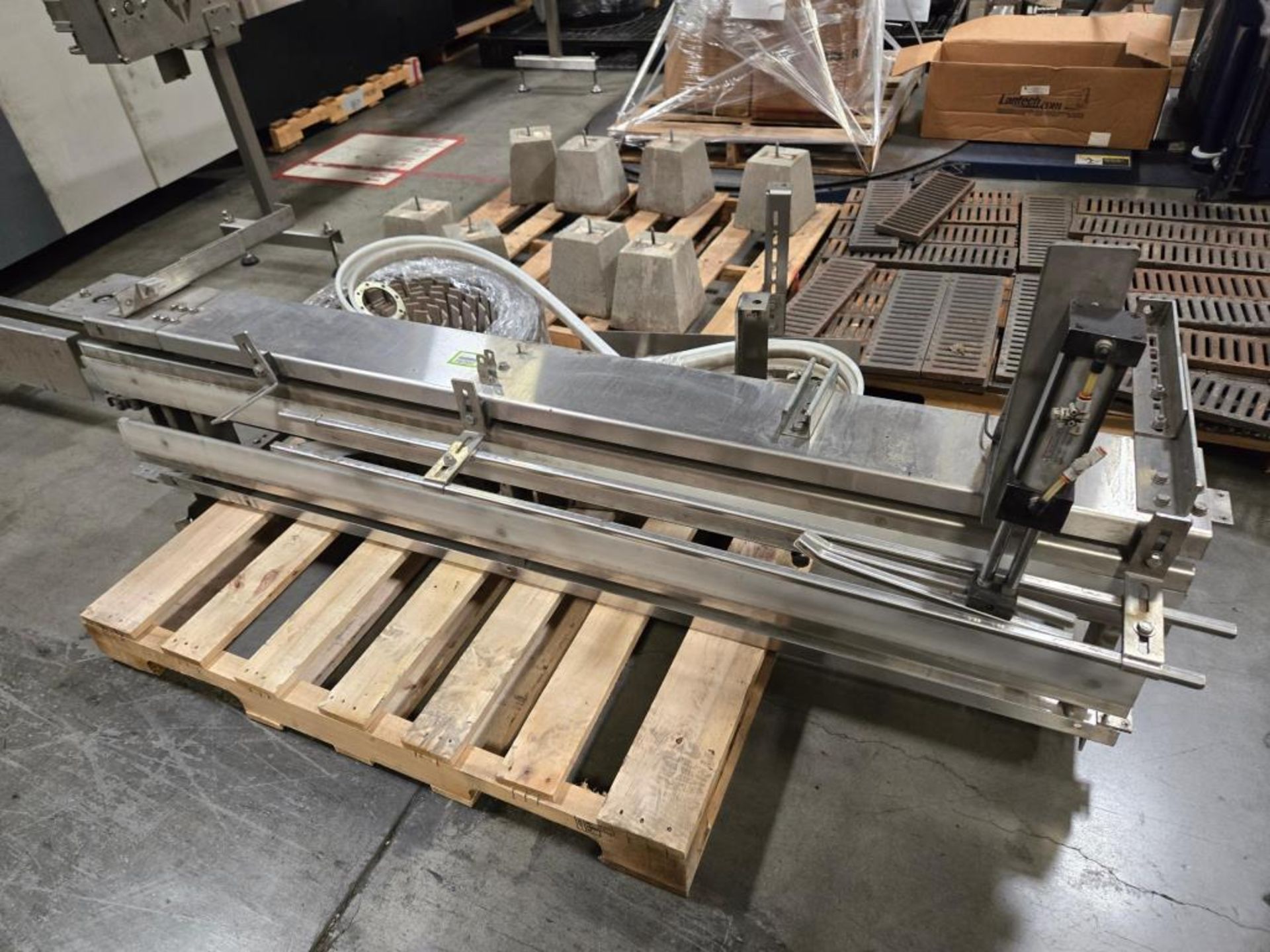 SS Conveyor & Conveyor Parts - Image 7 of 8