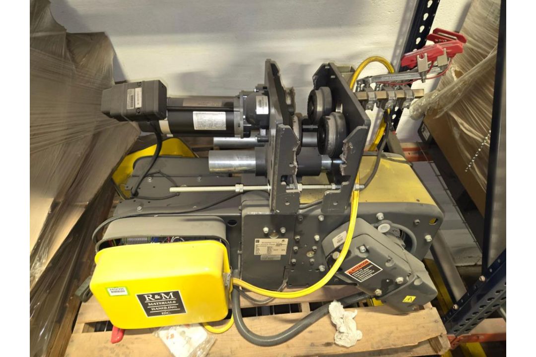 R&M Electric Hoist - Image 1 of 8